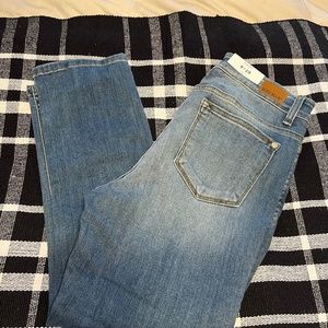 Judy Blue Mid Rise Capri Fit Size 9/29